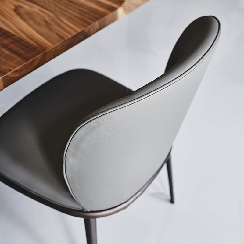 Sedia da pranzo in metallo in stile moderno in vetro sedia da pranzo senza braccio in pelle per uso domestico