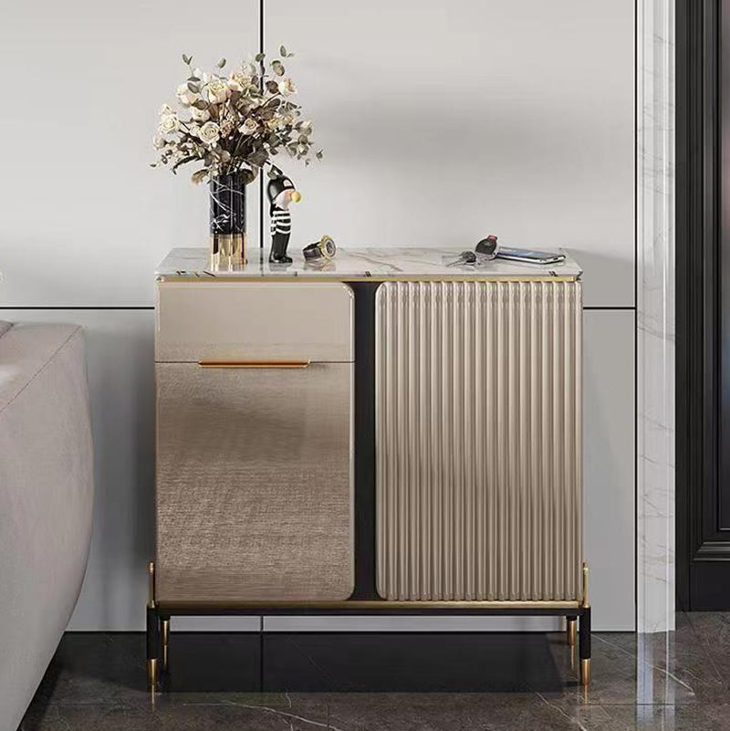 Stone contemporanea sala da pranzo sideboidali regolabili.