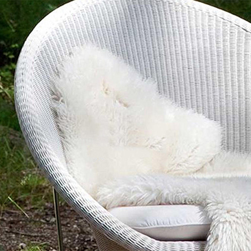 Chaise de rotin41.3 "L x 33,4" W x 14,4 "H Armes incluses