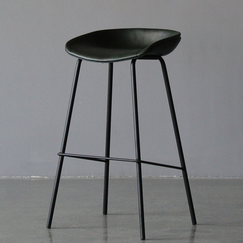 Tabouret à bas de pied finition mate Tapis bas de dos basse tabouret en cuir maison industrielle