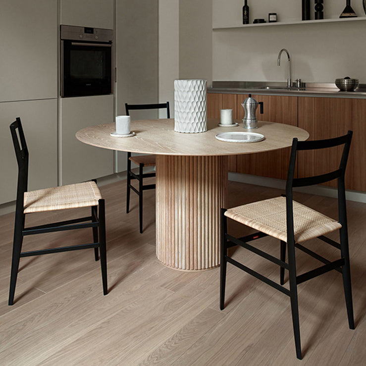 Table à manger à la maison de forme ronde Table de salle à manger en bois moderne