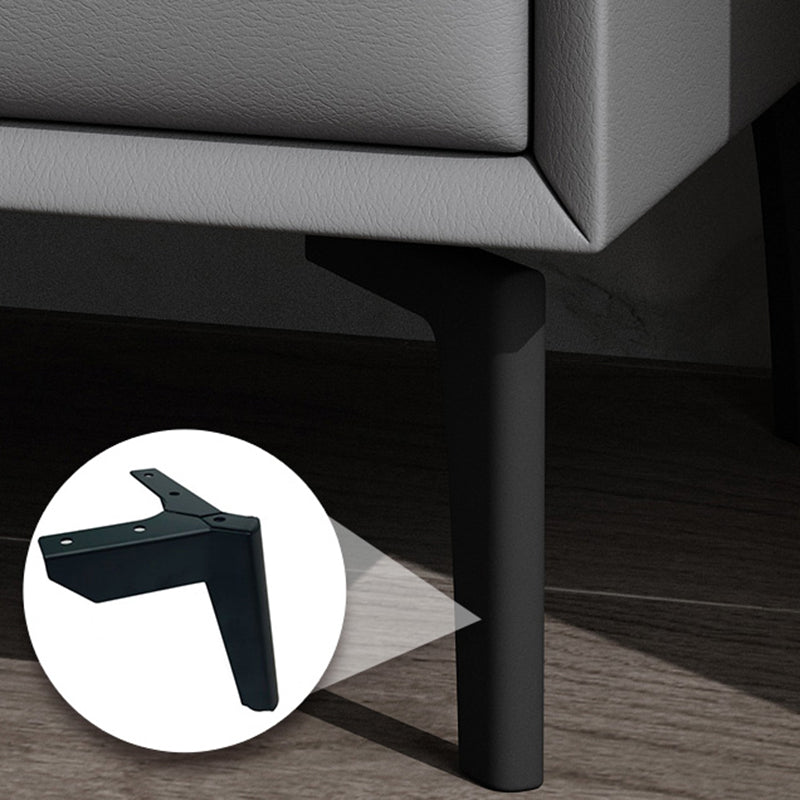 木製のナイトスタンドまたはエンドテーブル、18.5 "4本の脚と2つの引き出しが付いた背の高いナイトテーブル