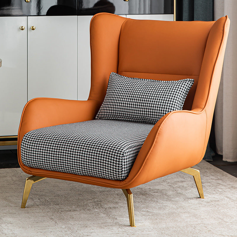 Chaise arrière d'oreiller avec des jambes de base dorées à quatre et bras évasés