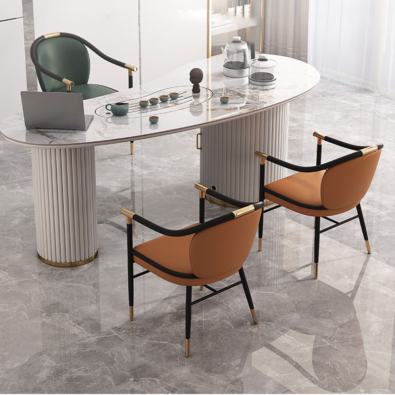 Glam faux lederen eetkamerstoelen metalen arm eetkamerstoelen voor thuisgebruik