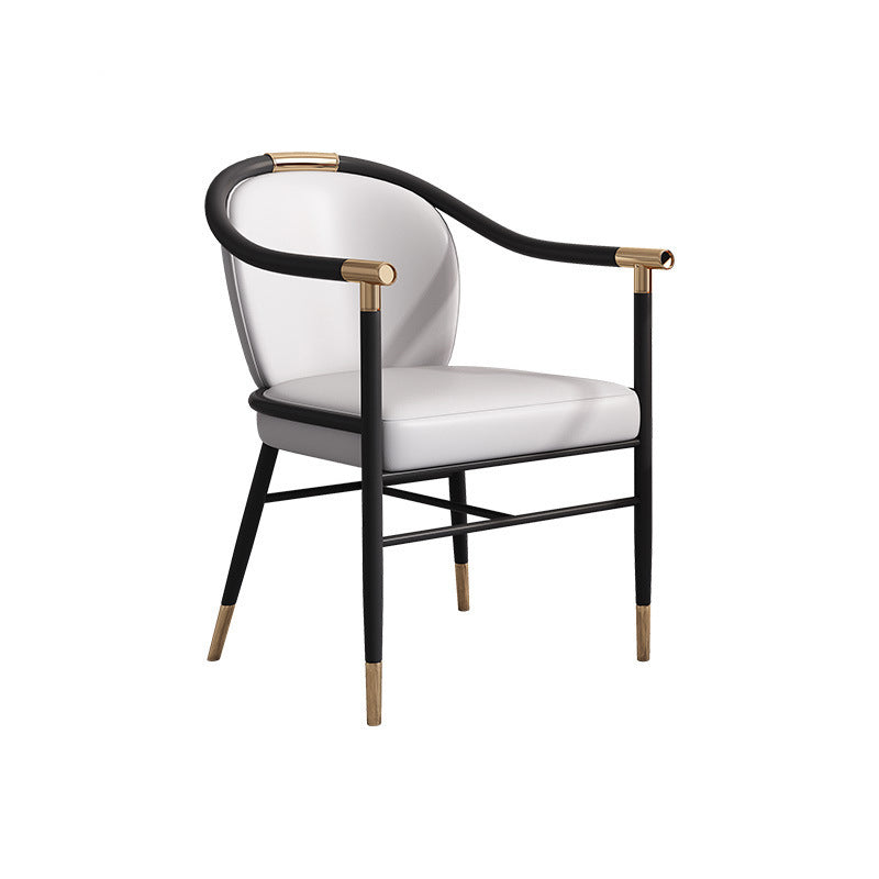 Glam faux lederen eetkamerstoelen metalen arm eetkamerstoelen voor thuisgebruik