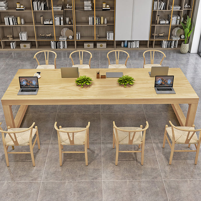 Vaste houten vergadertafel moderne kantoortafel met slee voetstuk