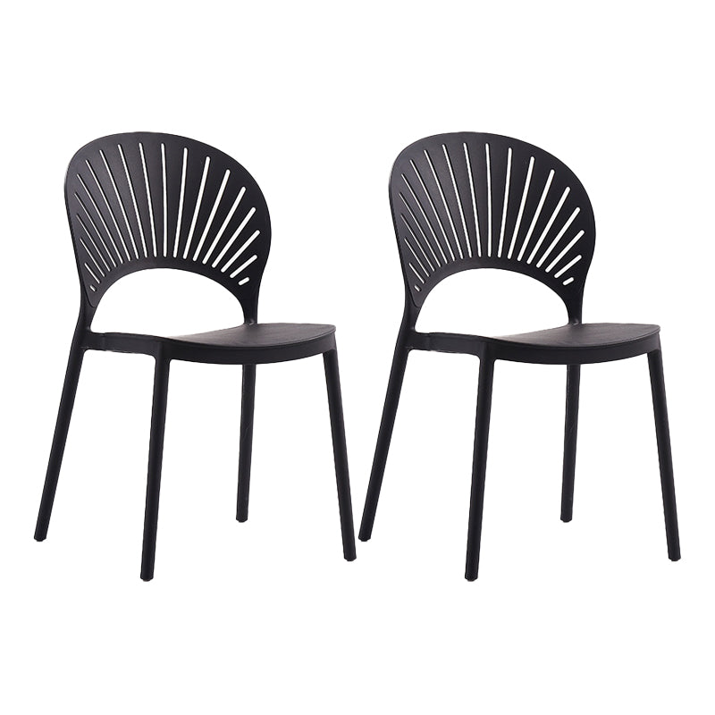 Silla lateral de té de leche escandinava apilada acabado mate silla de comedor de plástico