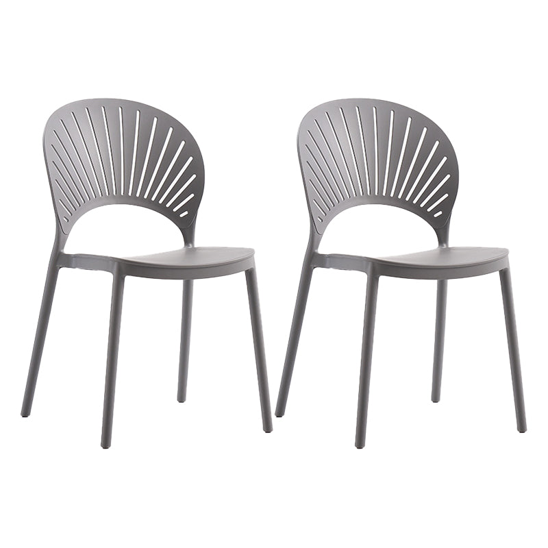 Silla lateral de té de leche escandinava apilada acabado mate silla de comedor de plástico