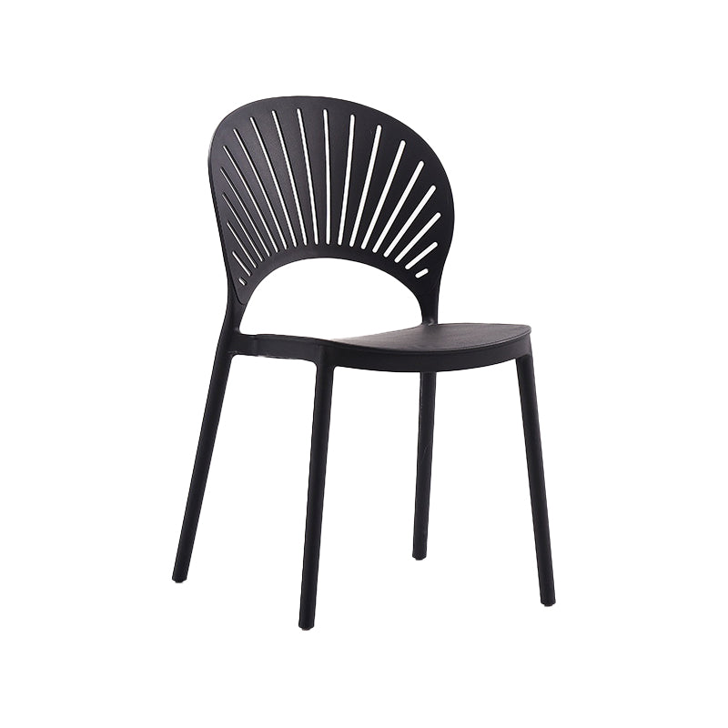 Silla lateral de té de leche escandinava apilada acabado mate silla de comedor de plástico