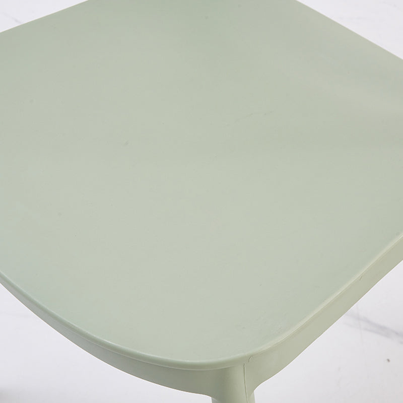 Silla lateral de té de leche escandinava apilada acabado mate silla de comedor de plástico