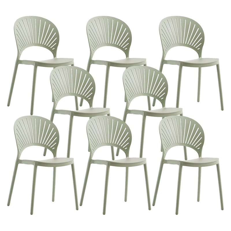 Silla lateral de té de leche escandinava apilada acabado mate silla de comedor de plástico