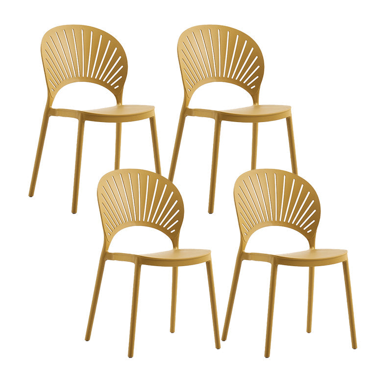 Silla lateral de té de leche escandinava apilada acabado mate silla de comedor de plástico