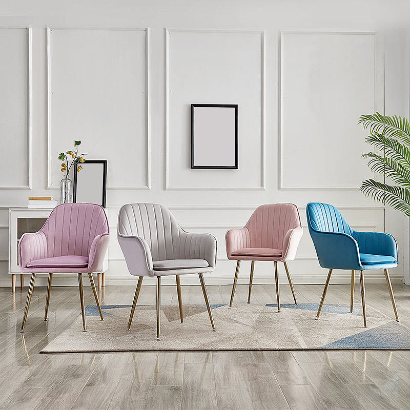 Braccia svasate di colore solido 23,6 "Larghetta larga con quattro gambe di base