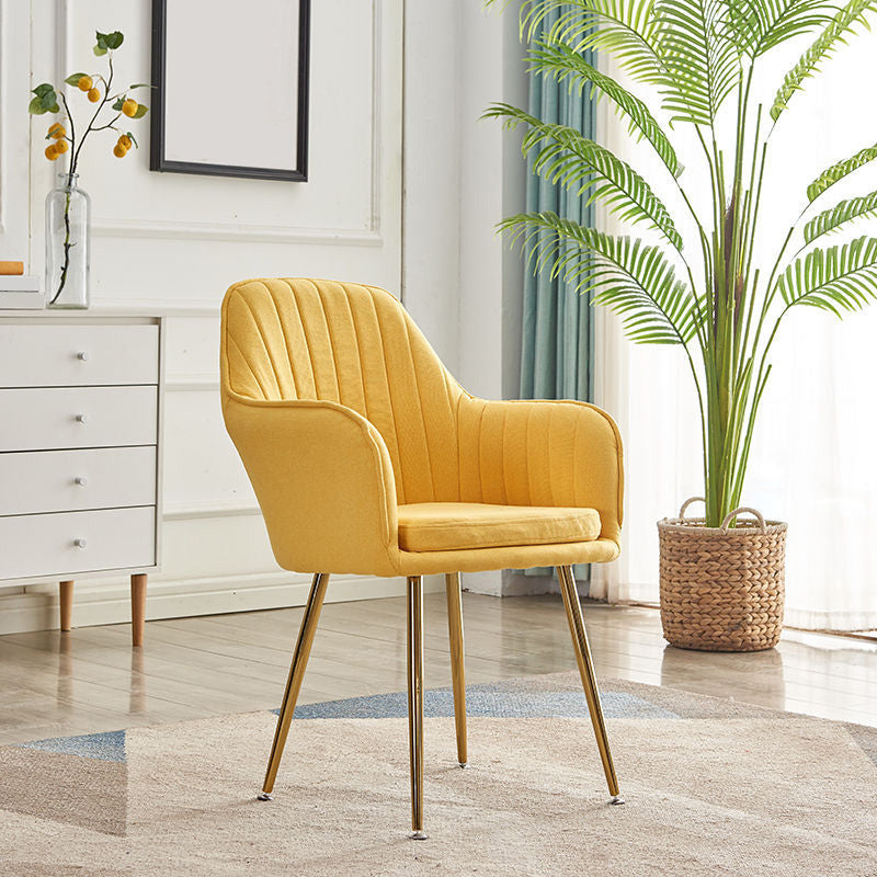 Armoiries évasées Couleur continue de 23,6 "fauteuil de large avec quatre jambes de base