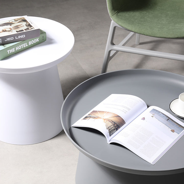 Scandinavian Round Tray Top Side End Table Plastic Pedestal End Table Clearhalo 'Coffee & Accent Tables' 'End & Side Tables' 'end_side_tables' 'furn' 'furn_end_side_tables' 'Furniture' 'Living Room Furniture' 5243418