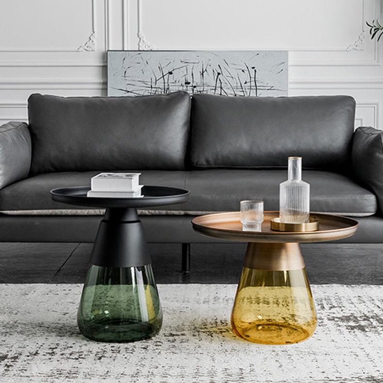 Tavolino con laterale rotondo in stile contemporaneo