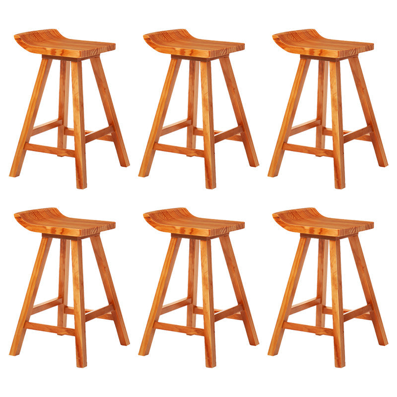 Moderno sgabello da bar in legno di sgabelli da banco di schienale senza braccio con sedile e pedale