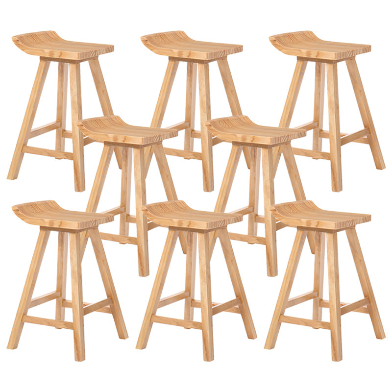 Moderno sgabello da bar in legno di sgabelli da banco di schienale senza braccio con sedile e pedale