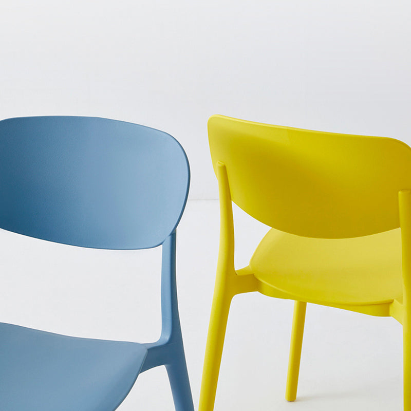 Scandinavische matte afwerking Plastic zijstoel stapelbare melktheewinkel eetkamerstoel