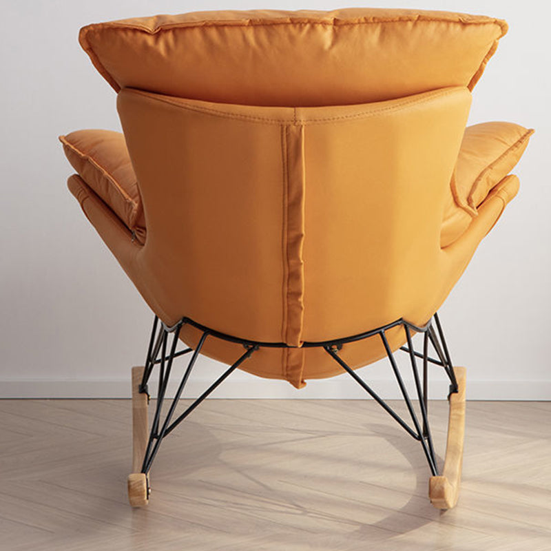 26,77 "l x 37,40" W x 32.28 "Hux in pelle sedia in pelle con cuscini rimovibili