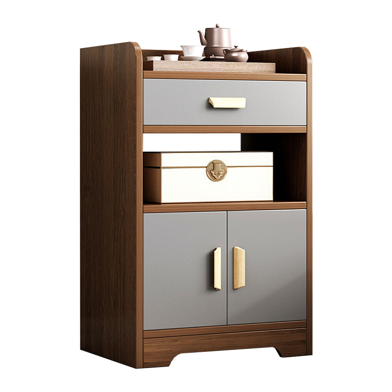 Engineered houten boekenkast met deuren verticale boekenplank voor kantoor