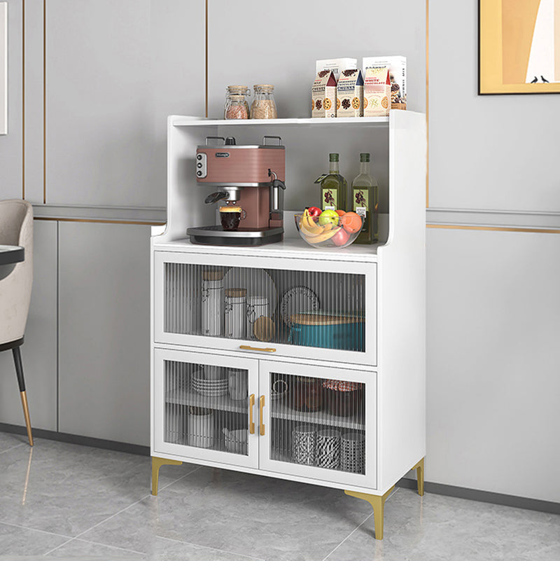 Server di cucina in legno con countering in pietra sinterizzato con porte di vetro