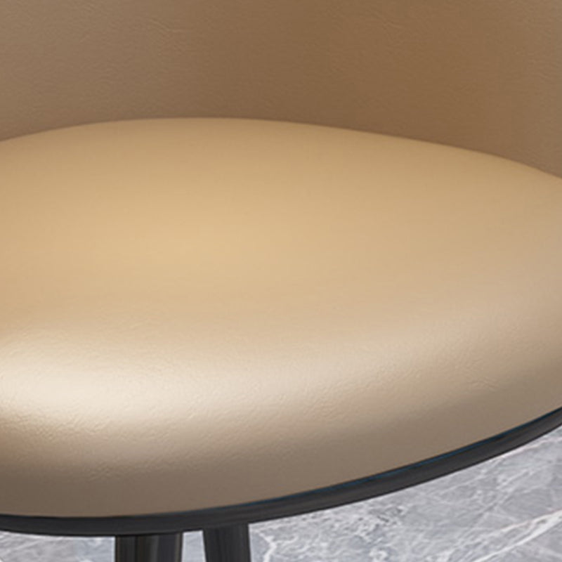 Faux lederen vat accentstoel 20.86 "l x 16.53" w x 29.52 "h stoel met metalen benen