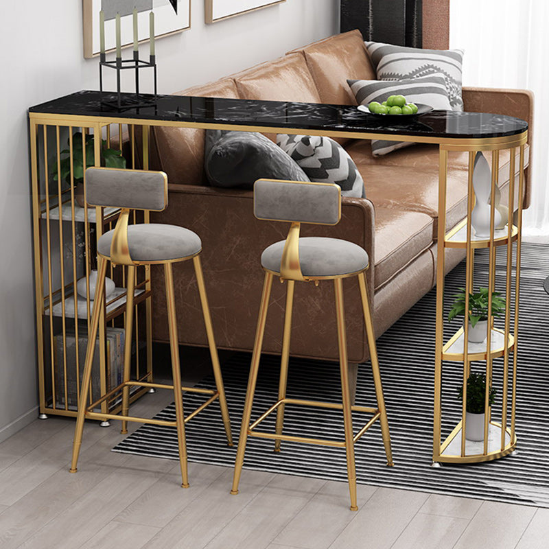 Tavolo da pranzo a bar in pietra tradizionale tavolo da bar di lusso con base in slitta in oro