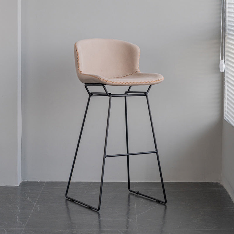 Tabouret de comptoir sans arme de dos moderne tabouret de fer avec base de métal noir