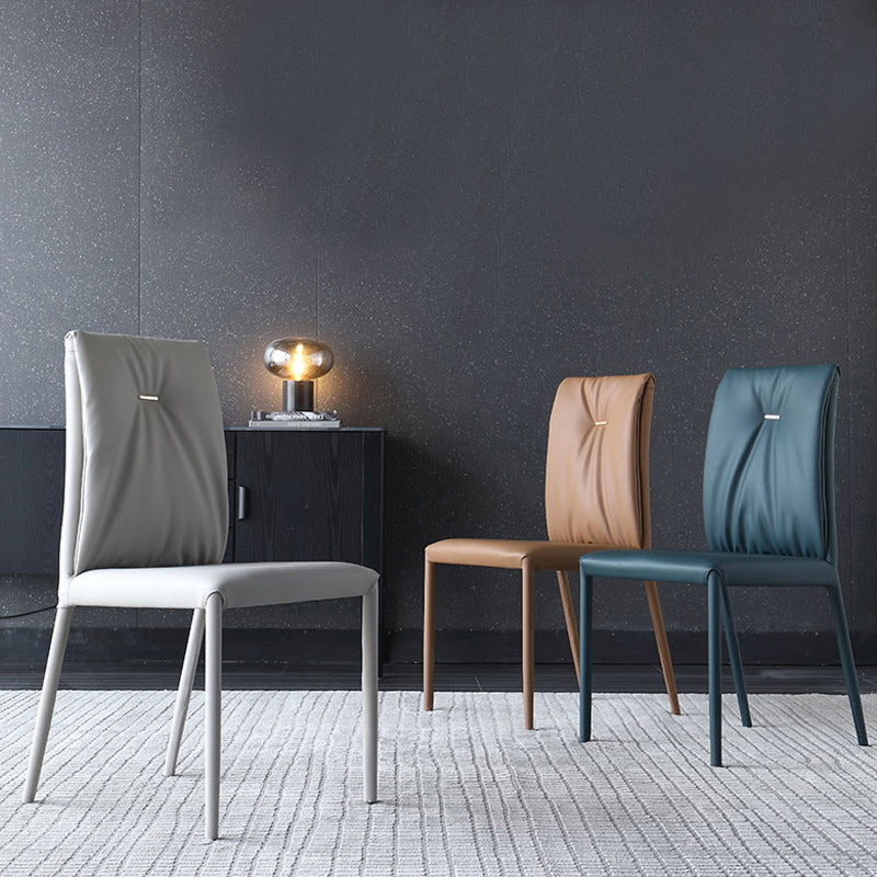 Moderner Kunstleder -Essstühle mit Kunstleder Metall armloser Esstuhl für das Restaurantgebrauch