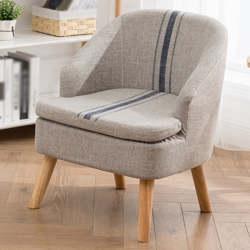 22.04 "W*22.04" D eingebrauchter Waffenstuhl mit grundlegenden vier Beinen mit festem Rücken