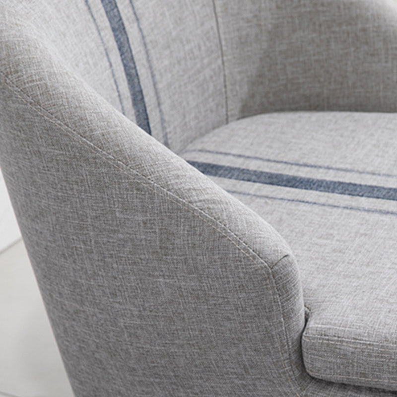 22.04 "W*22.04" D eingebrauchter Waffenstuhl mit grundlegenden vier Beinen mit festem Rücken