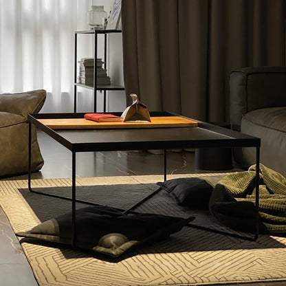 Legne moderne del tavolino da caffè a croce di metallo nero/tavolo quadrato