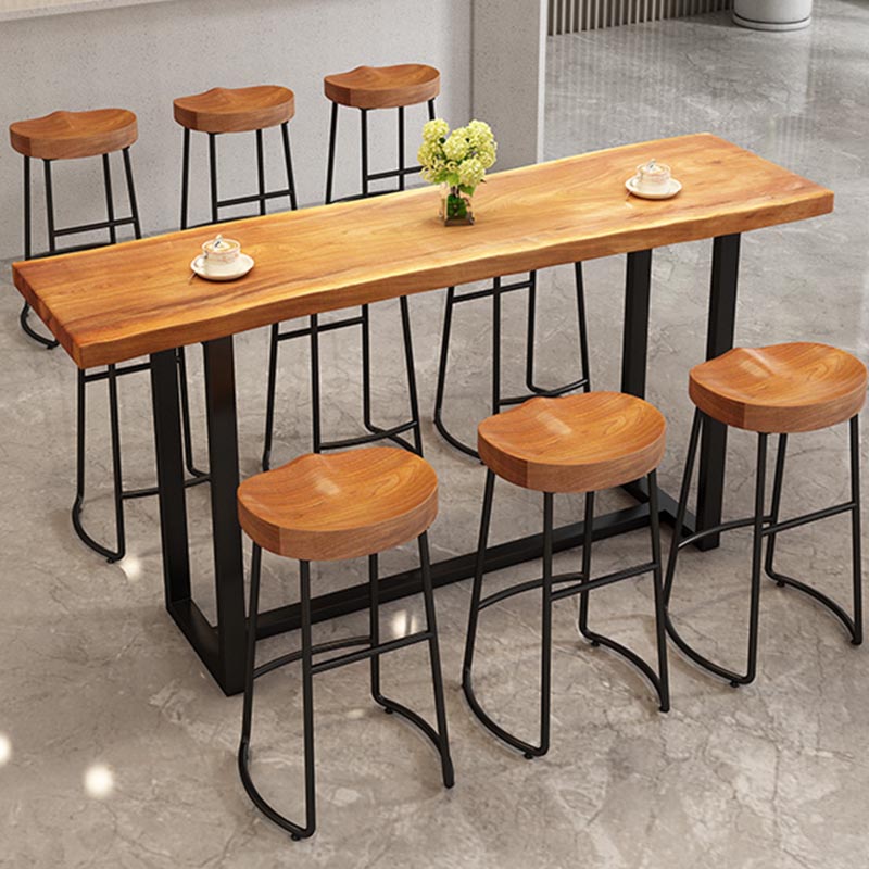 Taburete de bar contemporáneo de madera maciza Taburete de bar de metal con asiento contorneado