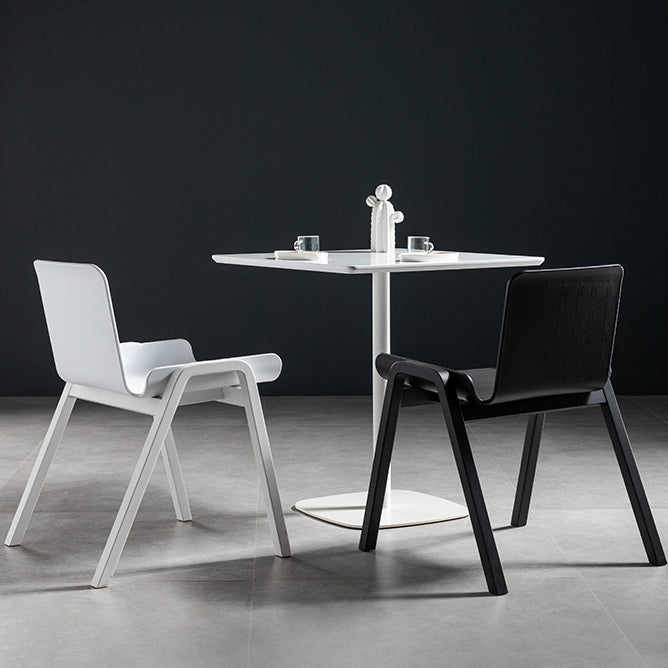 Salle à manger au café table de restauration industrielle table de salle à manger en bois