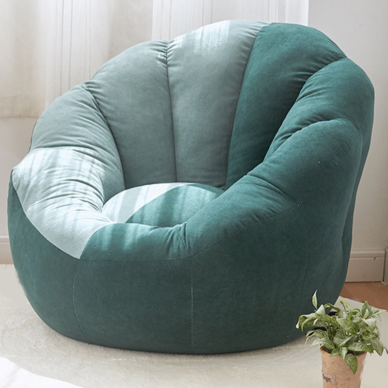 Faux bontarmen omvatten hellende armen genaaid kussen achterstoel voor woonkamer