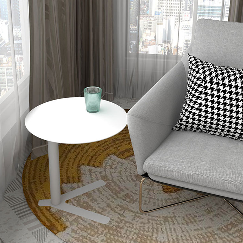 Tabella laterale in metallo rotondo 18 "l x 18" w x 22 "h tavolo da snack laterale in metallo