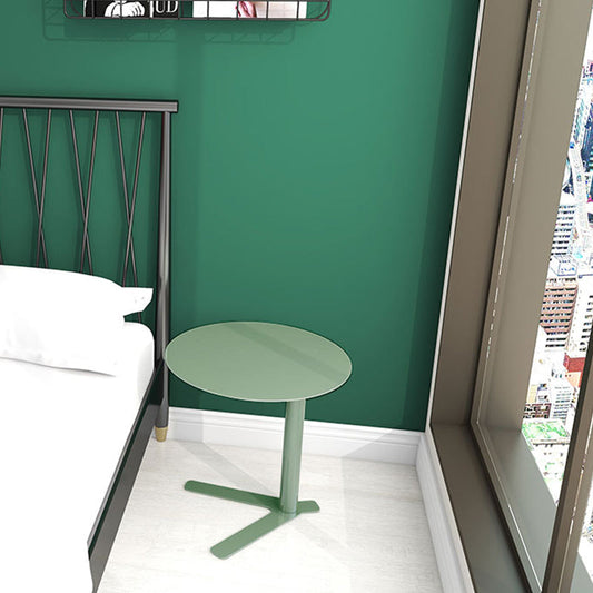 Tabella laterale in metallo rotondo 18 "l x 18" w x 22 "h tavolo da snack laterale in metallo