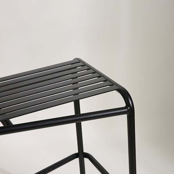 Table de table de bar en fer carrée industrielle 1/2 pièces Table de comptoir avec tabourets hauts métalliques