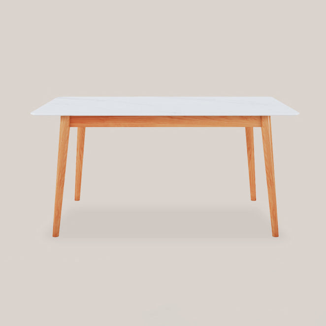 4つの木製の脚のあるモダンな長方形のダイニングテーブル焼結石上部テーブル