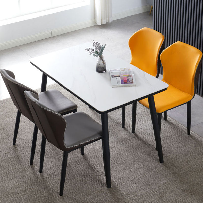 Zeitgenössischer Stahl Essstuhl Flügelback -Seitenmöbel im matten Finish für Innenräume