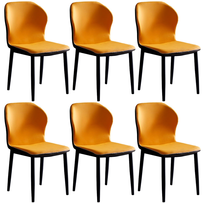 Zeitgenössischer Stahl Essstuhl Flügelback -Seitenmöbel im matten Finish für Innenräume