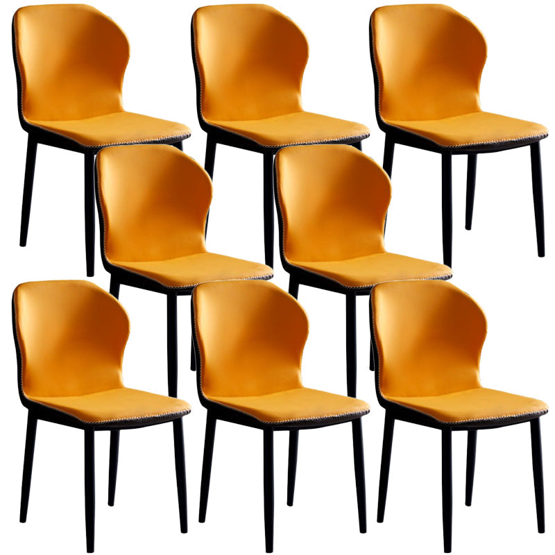 Zeitgenössischer Stahl Essstuhl Flügelback -Seitenmöbel im matten Finish für Innenräume