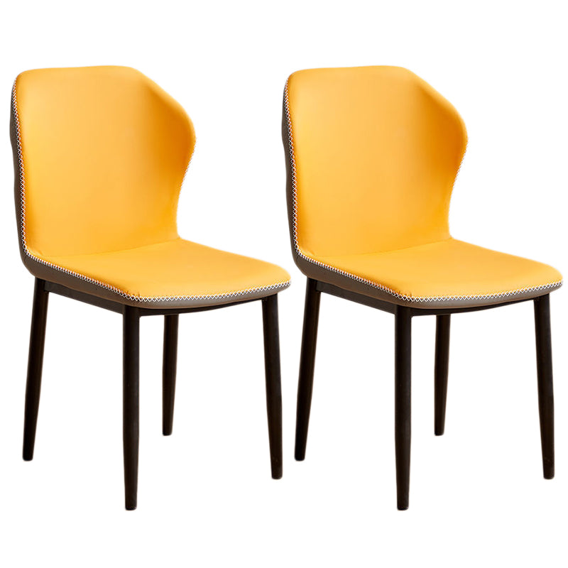 Zeitgenössischer Stahl Essstuhl Flügelback -Seitenmöbel im matten Finish für Innenräume