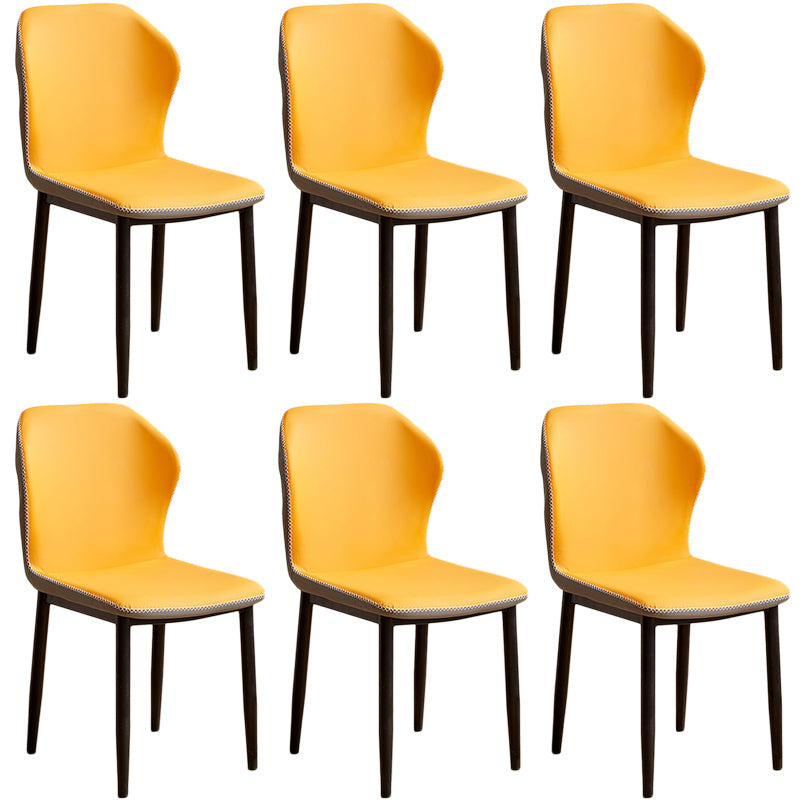 Zeitgenössischer Stahl Essstuhl Flügelback -Seitenmöbel im matten Finish für Innenräume