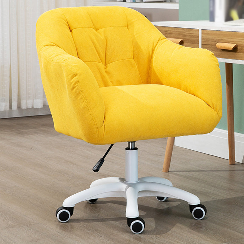 Roues de fauteuil accent en cuir PU Armes incluses chaise pour le salon