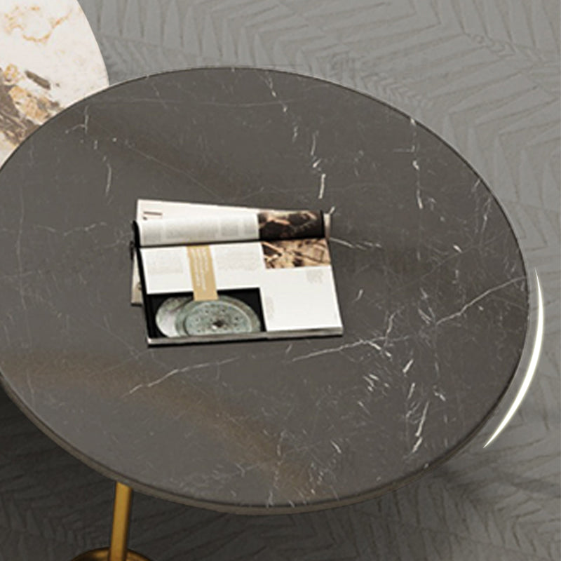 Tavolino rotondo in ardesia a tre zampe contemporanea tavolo da cocktail bianco