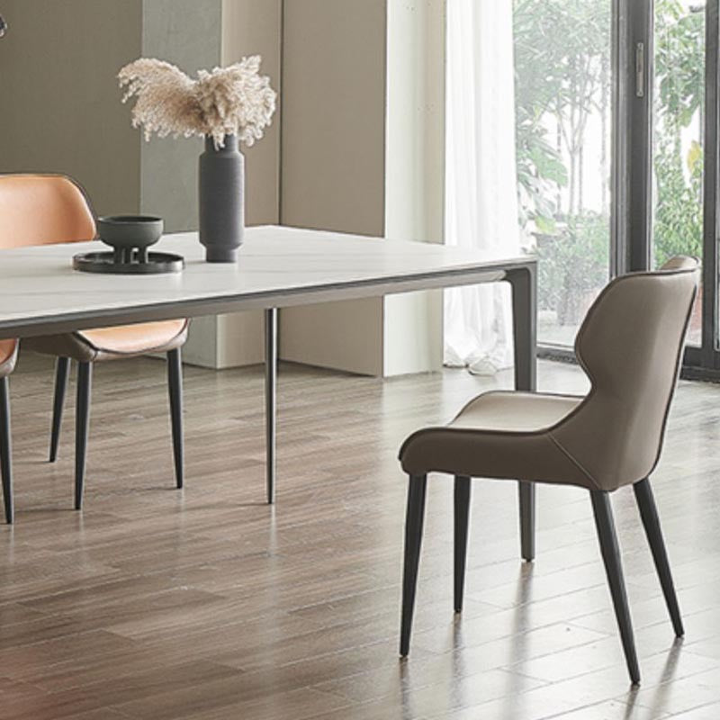 Leder Essnetzstuhl moderne gepolsterte Essstuhl mit schwarzen Beinen