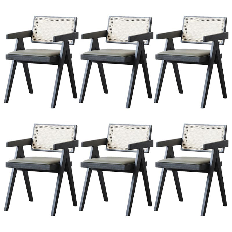 Chaise de bras à manger en bois massif