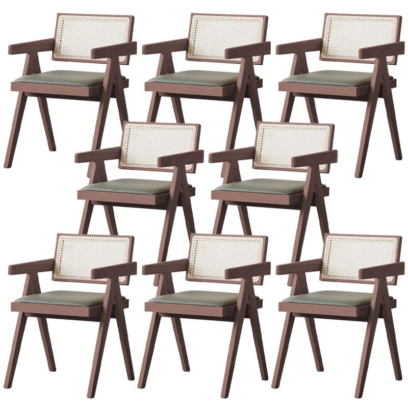 Chaise de bras à manger en bois massif